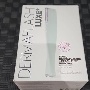 Luxe+ Sonic Dermaplaning Device - Mint